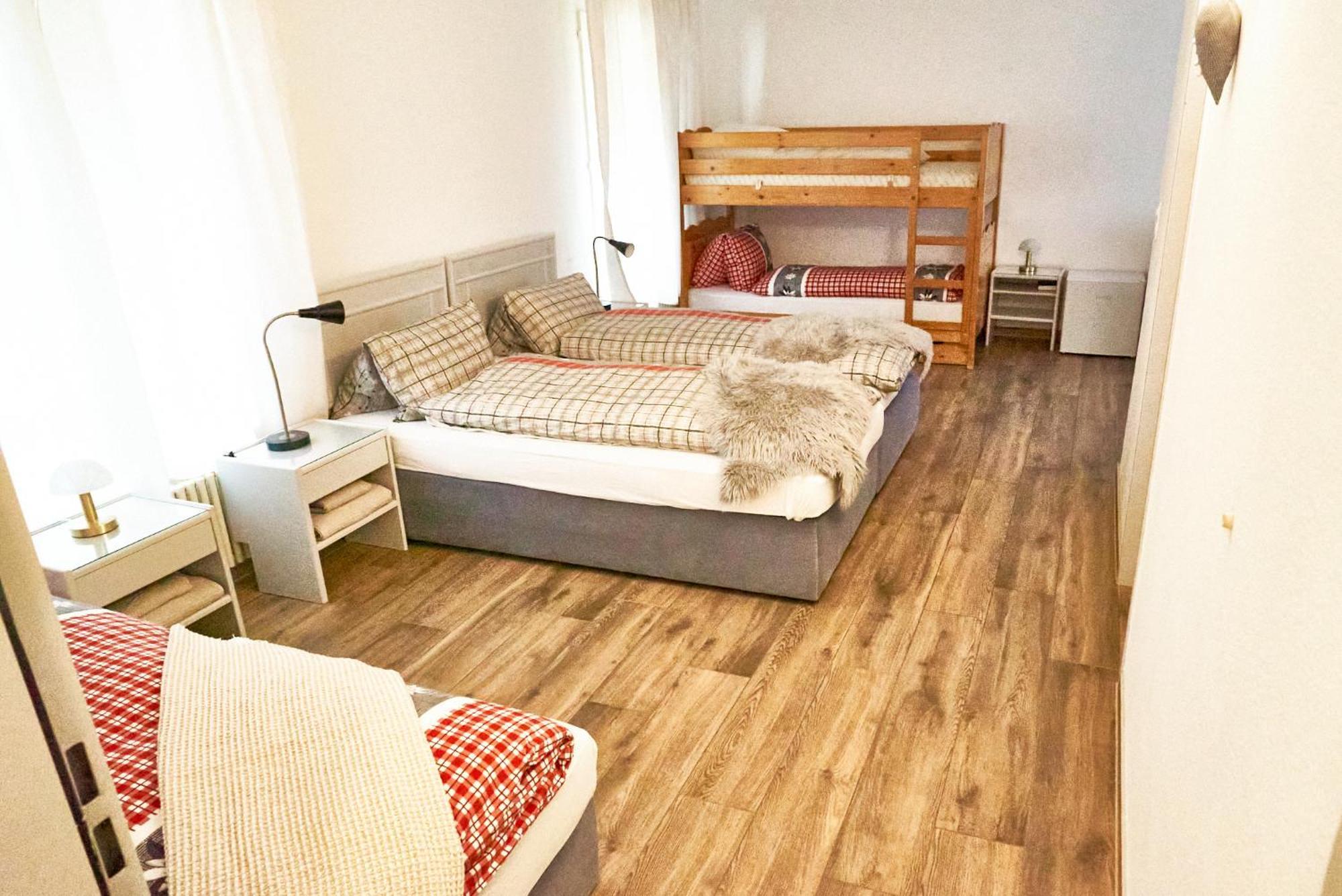 Family Room By Interlaken Parking Darligen Luaran gambar